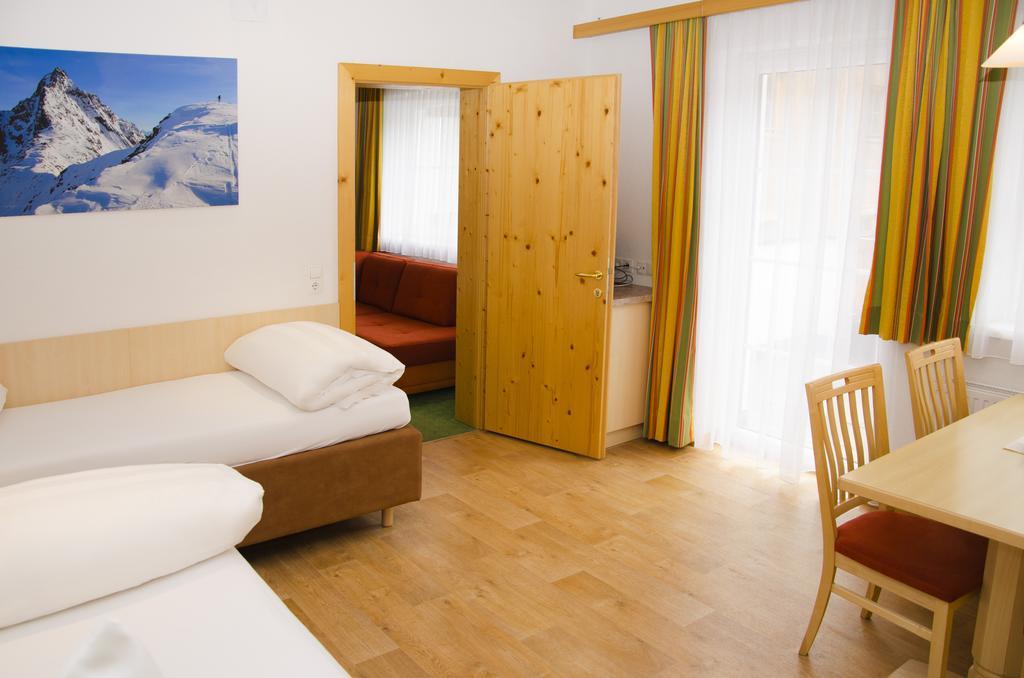 Hotel Garni Alpenblick Ischgl Exteriér fotografie
