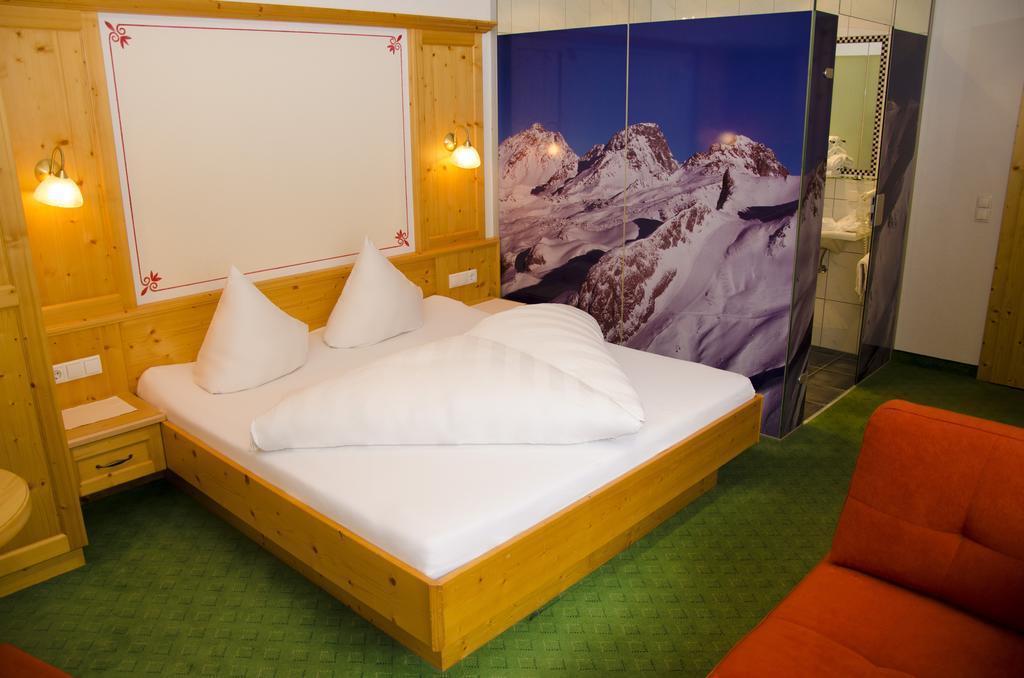 Hotel Garni Alpenblick Ischgl Exteriér fotografie
